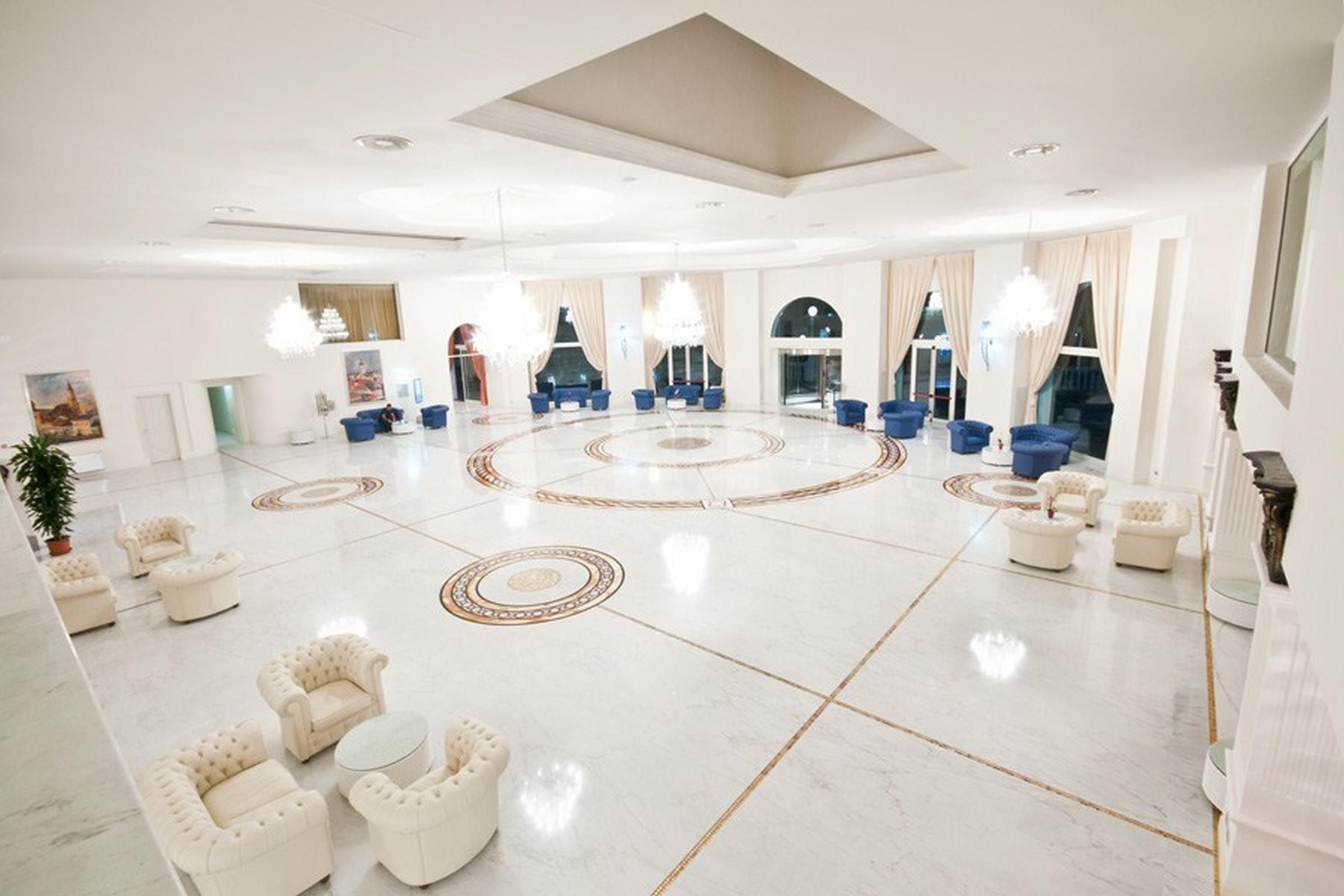 Grand Italia Hotel 5*