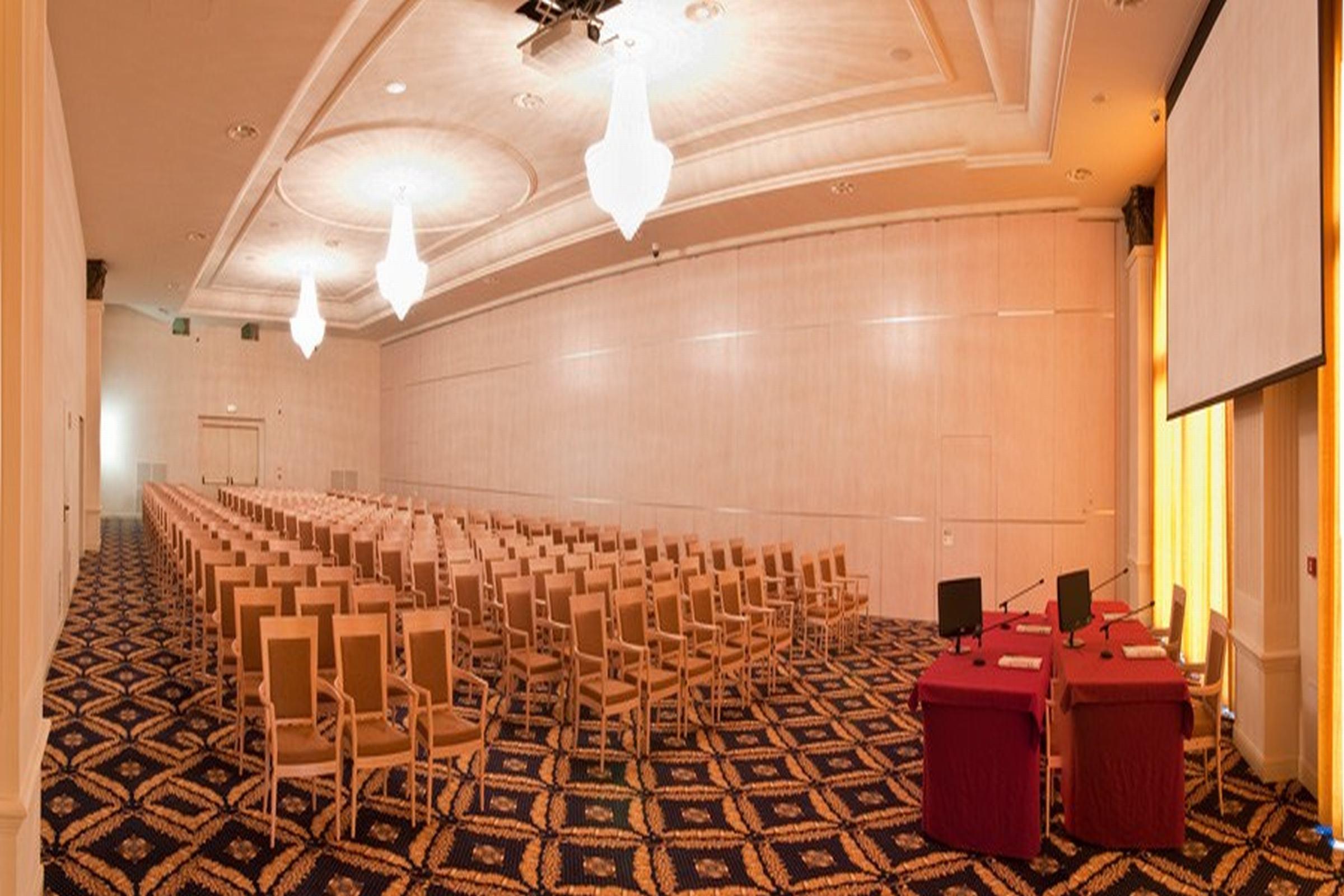 Grand Italia Hotel