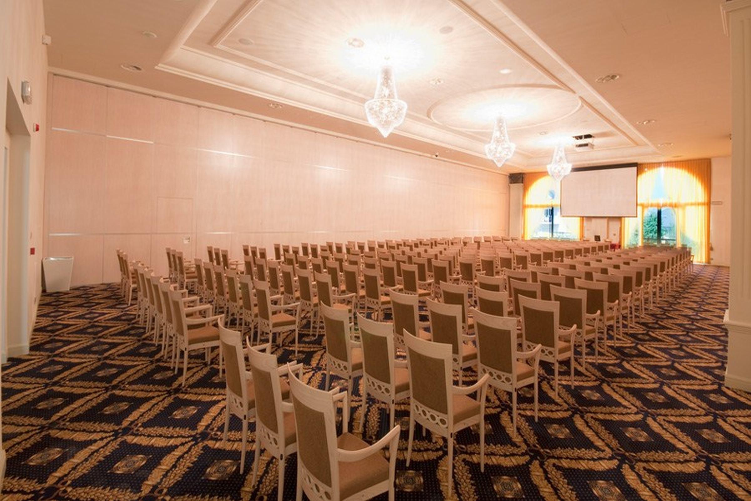 Grand Italia 5* Cluj-Napoca