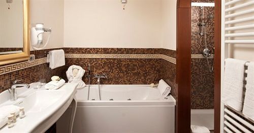 Hotel Grand Italia 5*